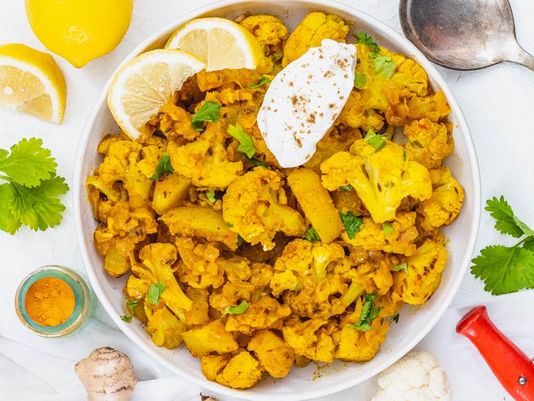 Aloo Gobi (Potato & Cauliflower Curry)